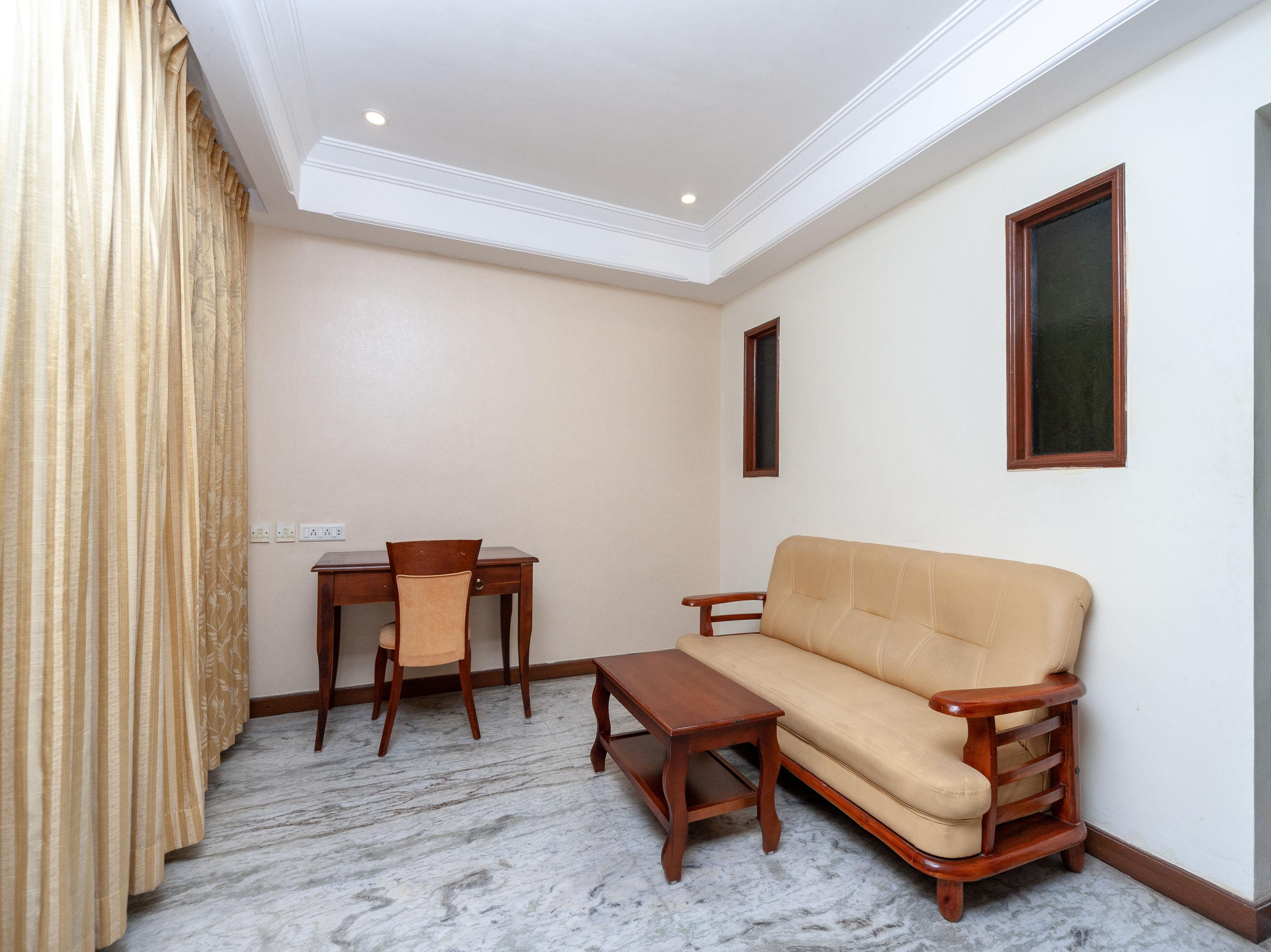 Capital O 6229 Ilara Hotels And Resorts Siruseri Zewnętrze zdjęcie
